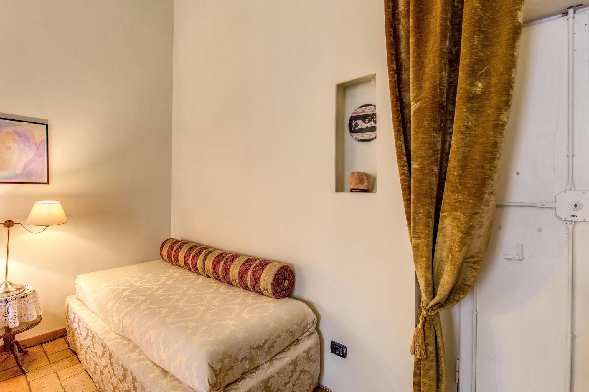La Casa Del Capitano Hotel Rome Buitenkant foto